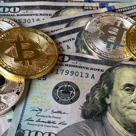 The Fall of the Dollar and the Rise of Crypto: A Wake-Up Call for the US Government